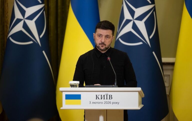 Фото для новини:Росіяни знехтували проханням Трампа - Зеленький