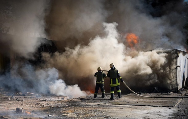 Фото для новини:Російська атака залишила без світла понад 50 тисяч жителів Одещини