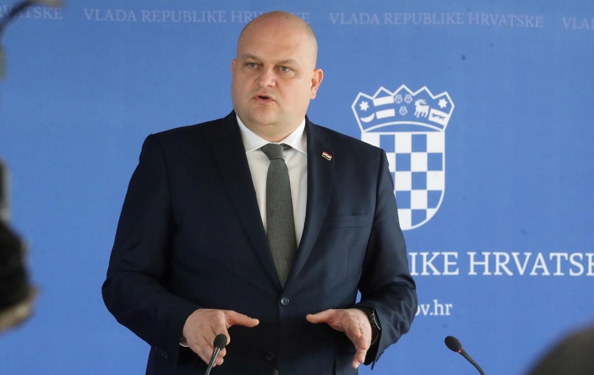 Фото для новини:Російська нафта для Угорщини й Словаччини: Хорватія відповіла на прохання