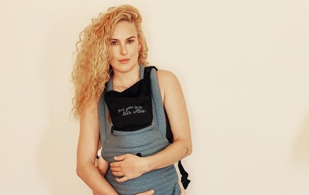 Фото для новини:Румер Вілліс відповіла на закиди про життя за рахунок зіркових батьків