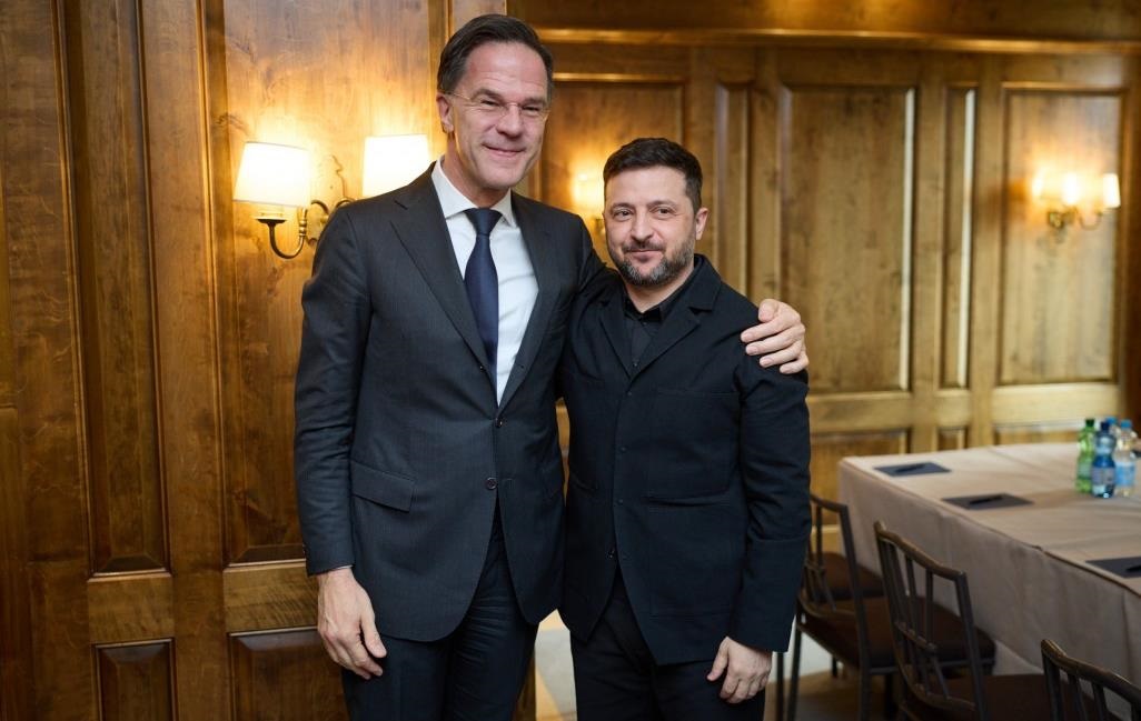 Фото для новини:Рютте та Зеленський обговорили наповнення програми PURL для України