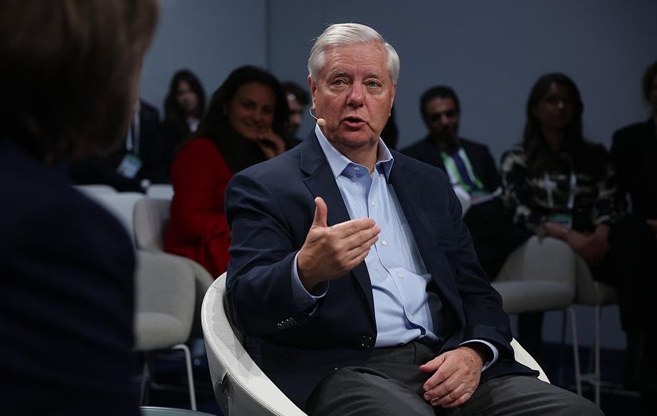 Фото для новини:Сенатор Грем зчепився з лідерами Данії та Гренландії в Мюнхені - ЗМІ