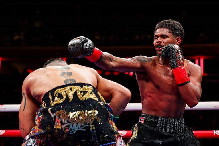 Фото для новини:Шакур прокоментував впевнену перемогу над Теофімо