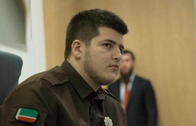 Фото для новини:Сину Кадирова видалили селезінку, він може осліпнути на одне око - ЗМІ