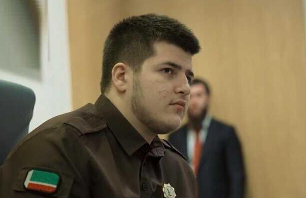 Фото для новини:Сину Кадирова видалили селезінку, він може осліпнути на одне око - ЗМІ