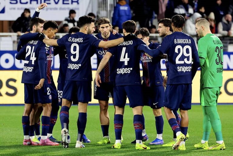 Фото для новини:Стала відома зарплата Забарного в ПСЖ