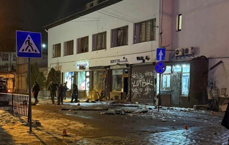 Фото для новини:Теракт у Львові: є загиблі та поранені