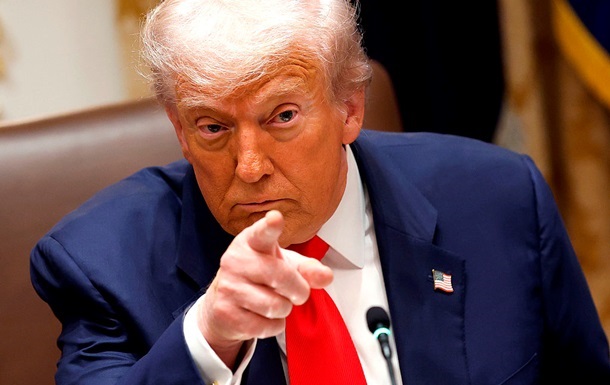 Фото для новини:Трамп вимагає від Канади "повної компенсації" за дозвіл відкрити міст