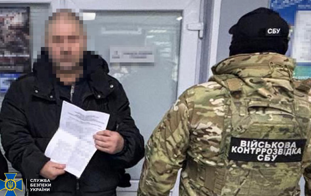 Фото для новини:Трансфер, фальшиві довідки та човни: ліквідовано нові схеми для ухилянтів