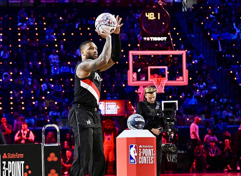 Фото для новини:Тріумф Лілларда у триочкових на Матчі всіх зірок НБА