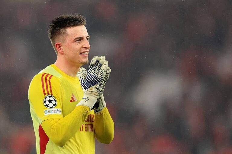 Фото для новини:Трубин розповів про співпрацю з відомим тренером