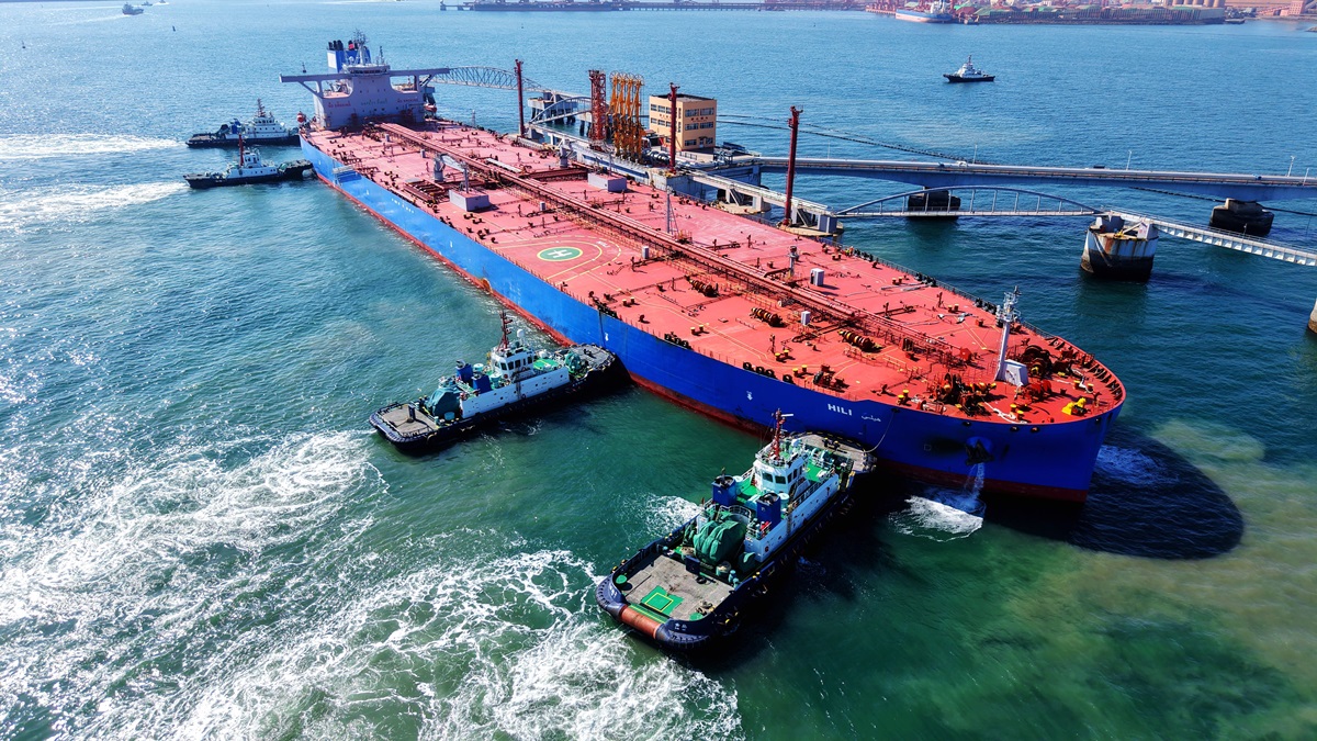 Фото для новини:Ціни на нафту впали на тлі переговорів США з Іраном