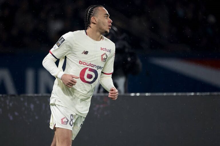 Фото для новини:У брата Мбаппе травми переходять із ноги на ногу