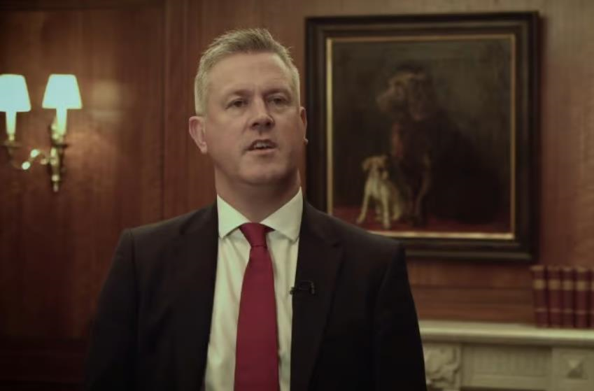 Фото для новини:У Британії судили банкіра-мільйонера за 740 випадків безквиткового проїзду