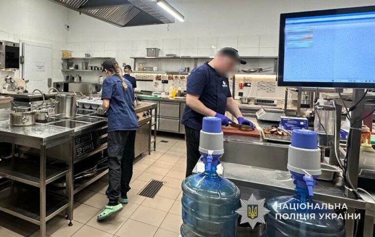 Фото для новини:У дитячому закладі Львова отруїлися понад 20 людей