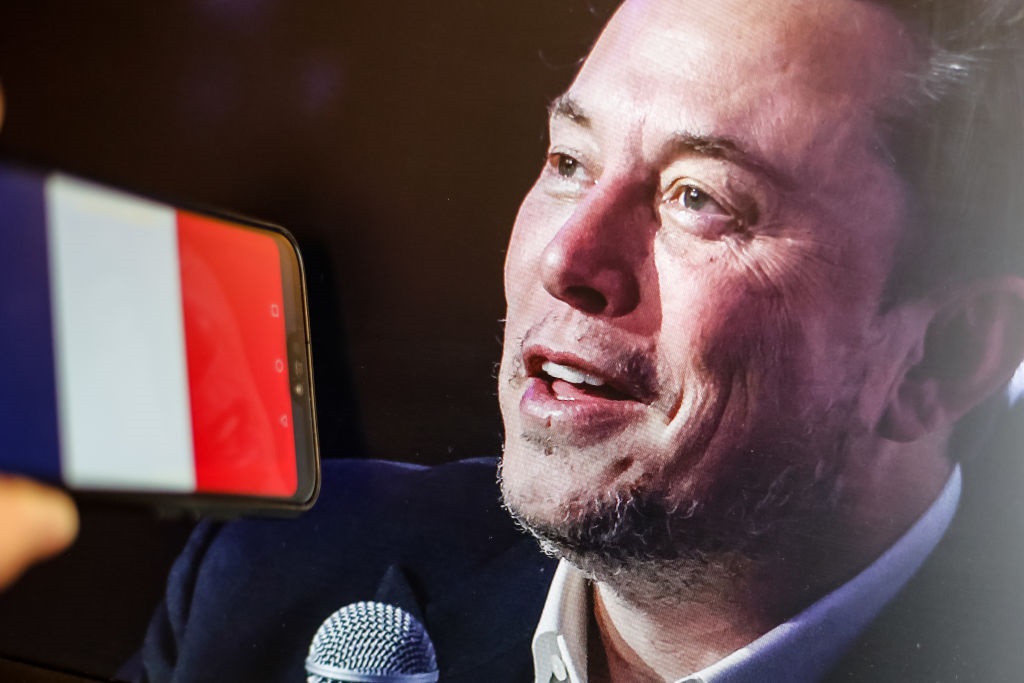 Фото для новини:У Франції пройшли обшуки в офісах соцмережі Х