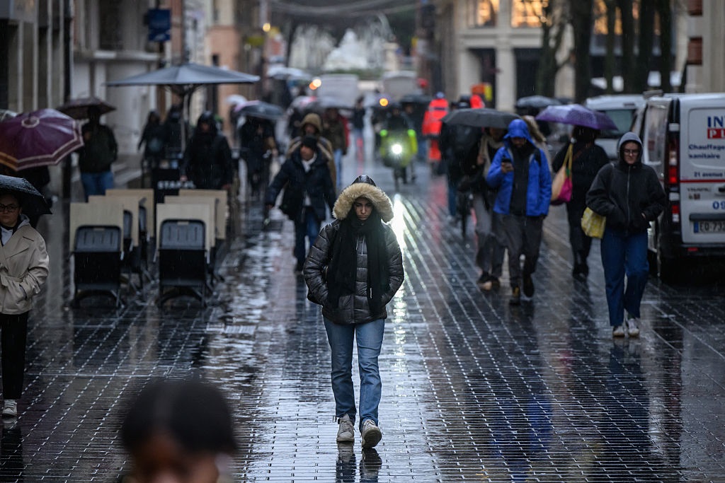 Фото для новини:У Франції зафіксовано рекорд: 36 днів поспіль йдуть дощі