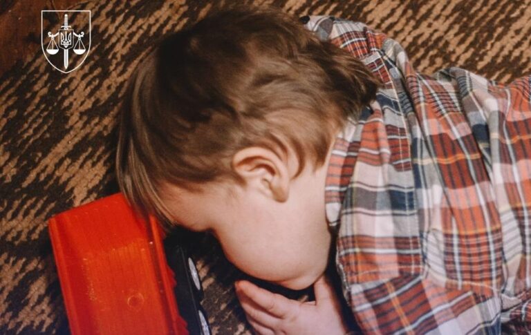 Фото для новини:У Києві 4-річний хлопчик отруївся пігулкою, поки мати вживала наркотики