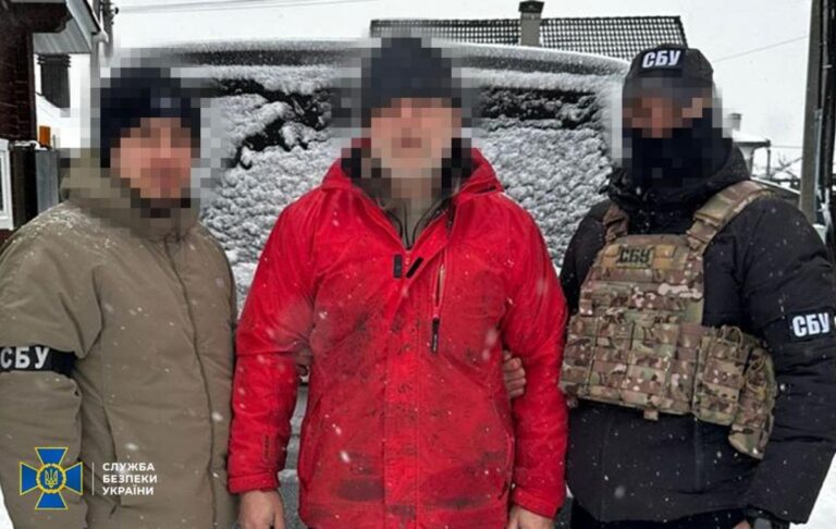 Фото для новини:У Києві бізнесмен коригував російські атаки