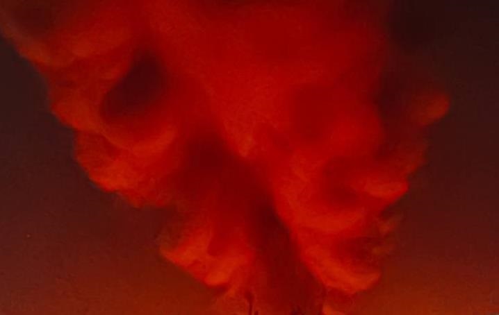 Фото для новини:У Луганську палає нафтобаза