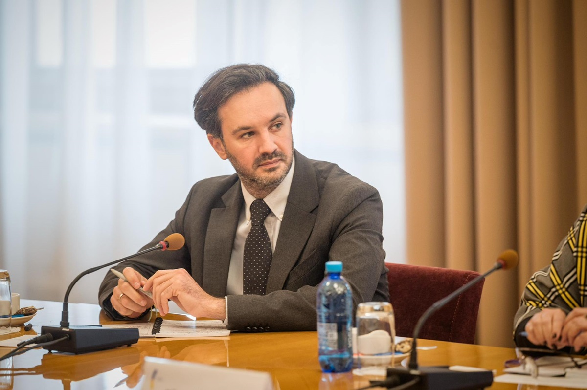 Фото для новини:У МЗС відповіли щодо "зупинки енергодопомоги" на $250 млн від США