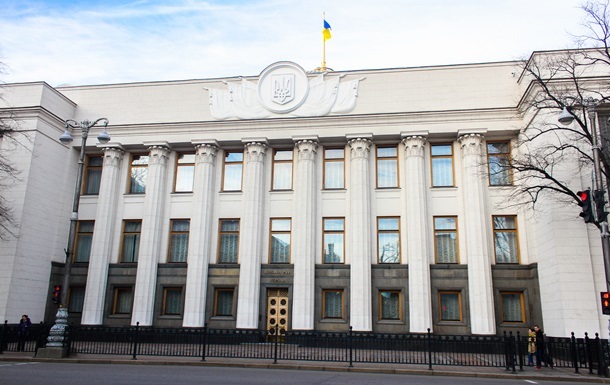 Фото для новини:У Раді перевіряють їдальню через ймовірне отруєння депутатів