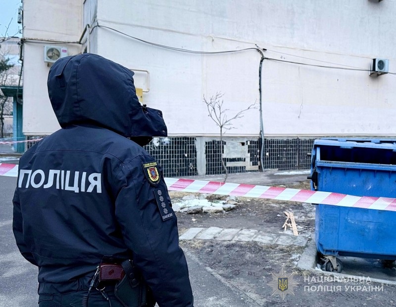 Фото для новини:У сміттєвому контейнері в Одесі виявили плід дитини