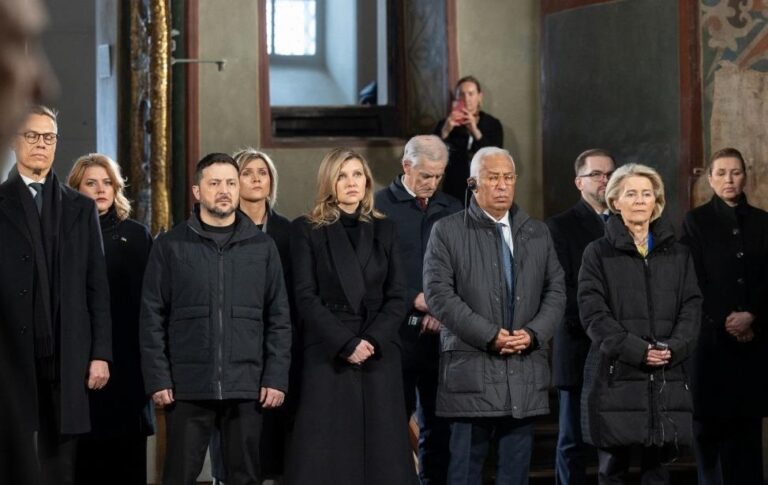 Фото для новини:У Софії Київській пролунала молитва за Україну