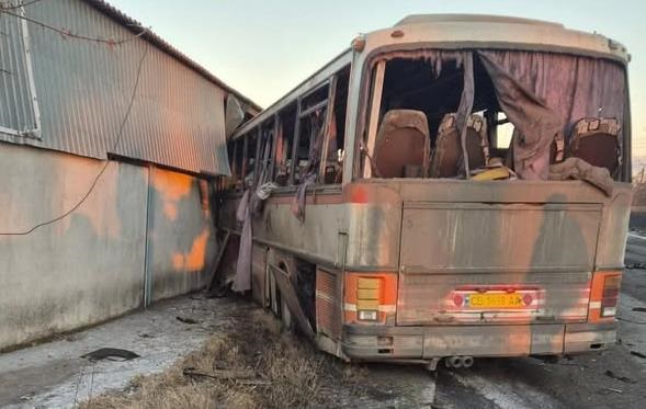 Фото для новини:Удар по автобусу: Бескрестнов розкрив деталі