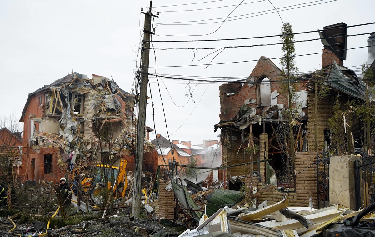 Фото для новини:Удар по Київщині: різко зросло число постраждалих