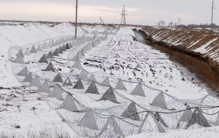 Фото для новини:Україна не вірить у переговори Трампа, і готується воювати роками - ЗМІ