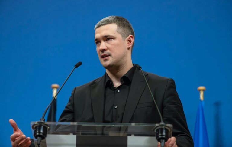 Фото для новини:Україна підходить до больової точки РФ - Федоров