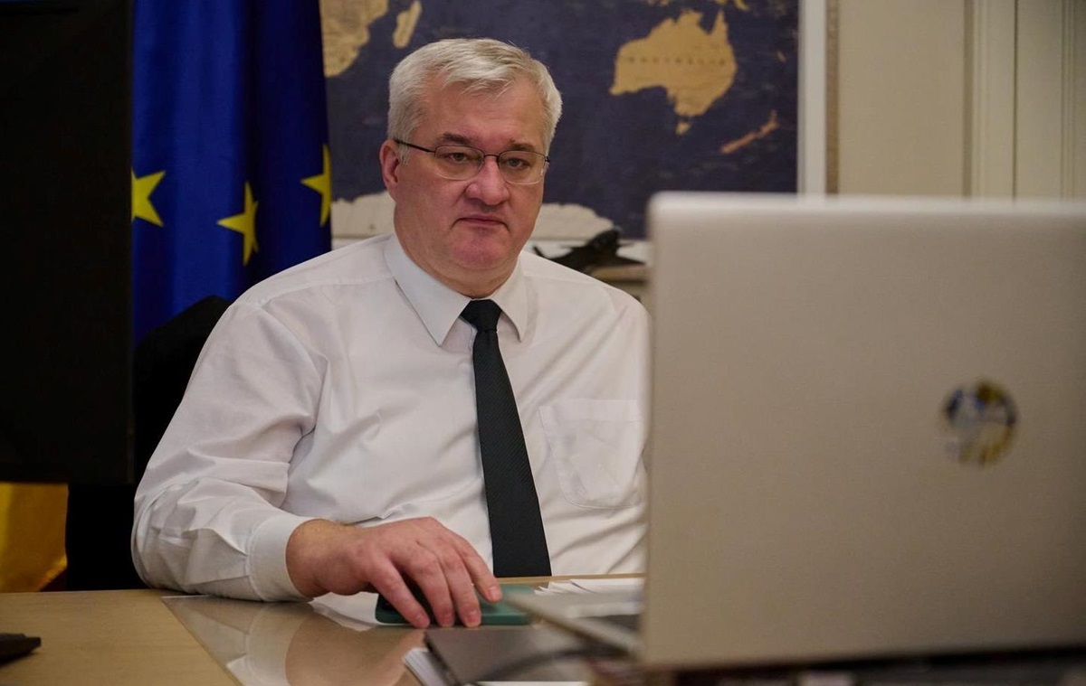 Фото для новини:Україна й Австрія обговорюють передачу електростанцій - Сибіга