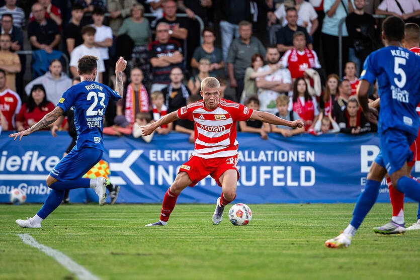 Фото для новини:Українець Богданов зіграв перший матч у Бундеслізі