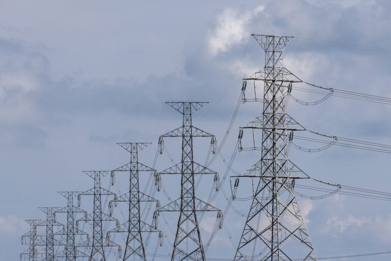 Фото для новини:Укренерго підтвердило відключення на вівторок