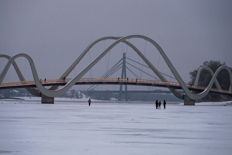 Фото для новини:Укренерго попередило про відключення на п'ятницю