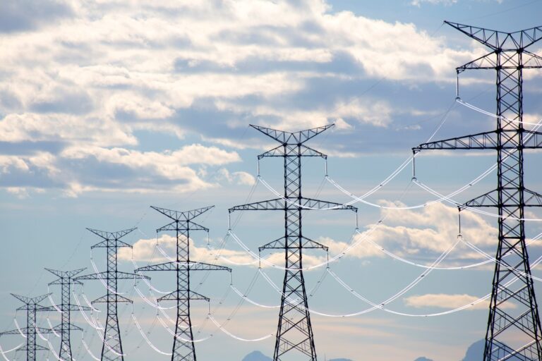 Фото для новини:Укренерго заявило про відключення на понеділок