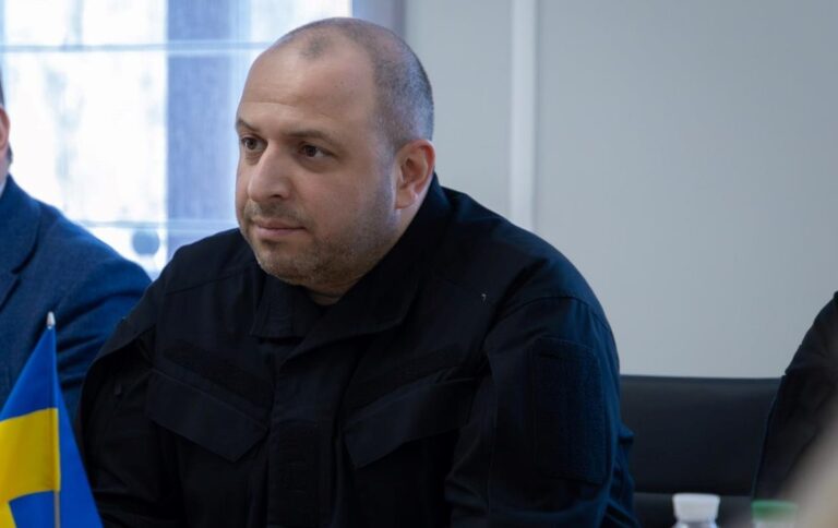 Фото для новини:Умєров підбив підсумки переговорів у Женеві