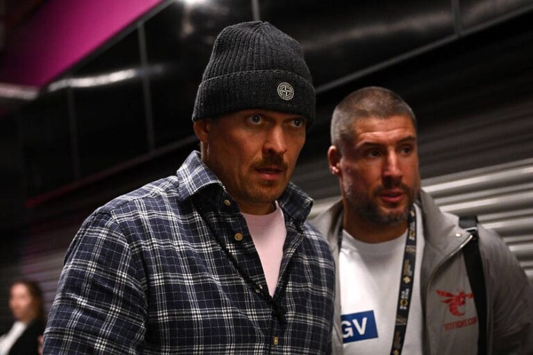 Фото для новини:Усик оцінив велич свого суперника на титульний бій