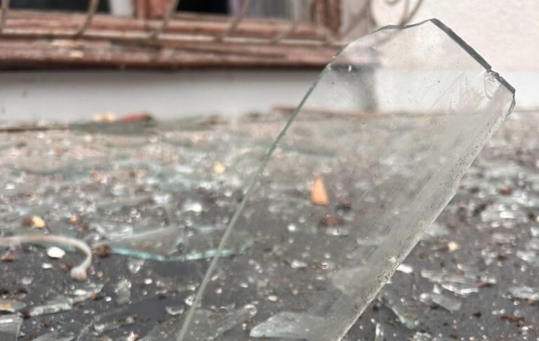 Фото для новини:В Севастополі заявили про "одну з найтриваліших атак"