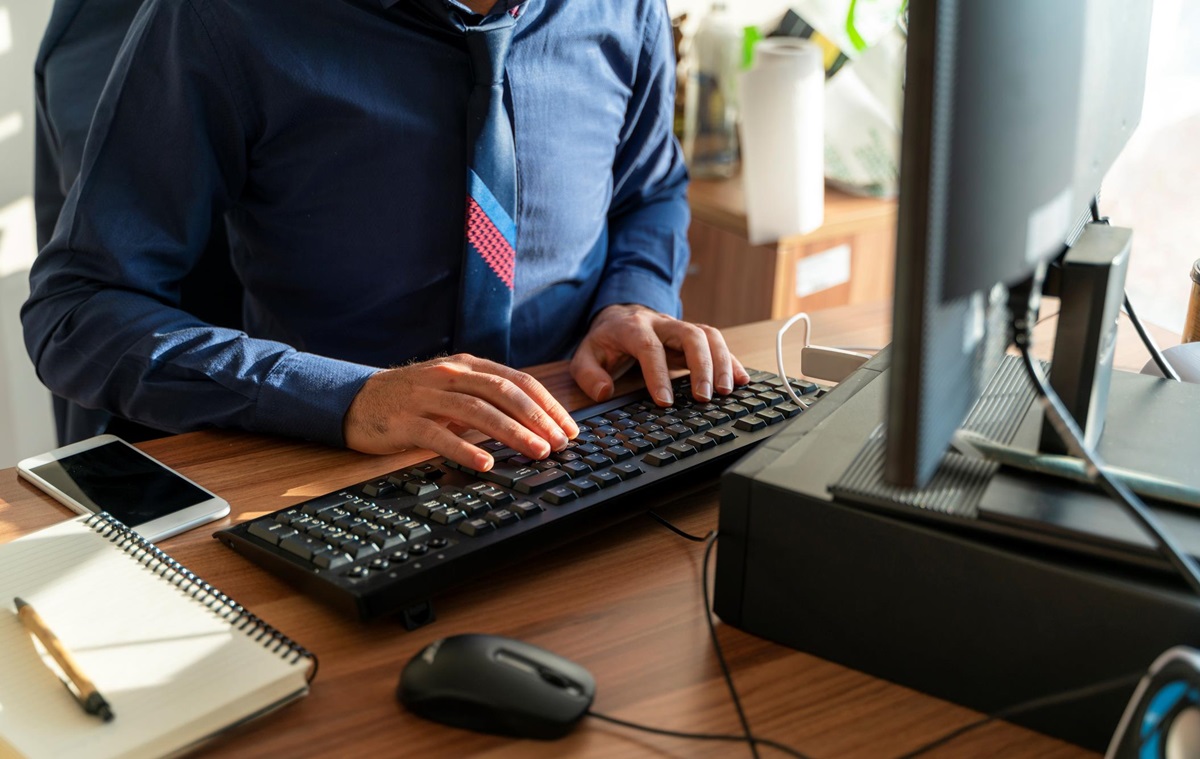 Фото для новини:В Україні за рік значно зменшилось число держслужбовців