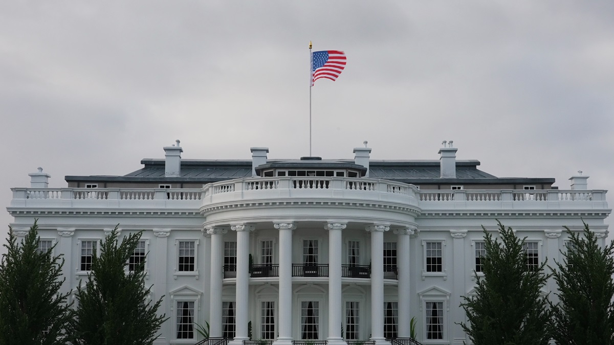 Фото для новини:Вашингтон розглядає зміну влади в Ірані - ЗМІ