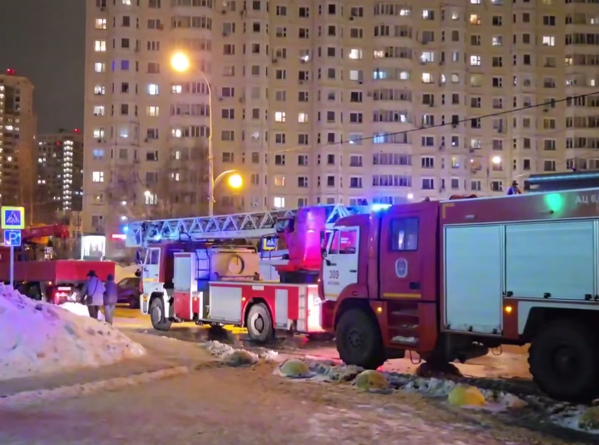 Фото для новини:Вибух у висотці Москви: евакуйовано сотні мешканців, є постраждалі