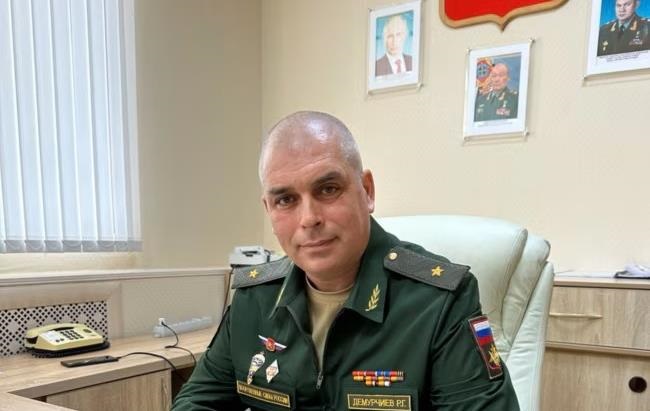 Фото для новини:Відрізані вуха та вбивства бранців: ЗМІ розкрили листування генерала РФ