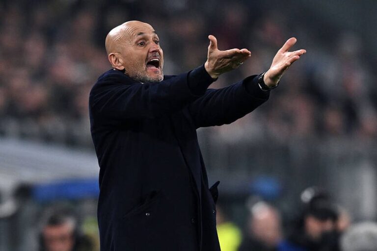 Фото для новини:Виліт із ЛЧ не вплинув на позицію Ювентуса щодо тренера