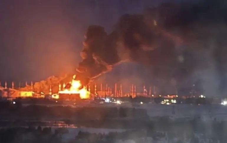 Фото для новини:Вузол нафтопроводу Дружба уразили дрони СБУ - ЗМІ