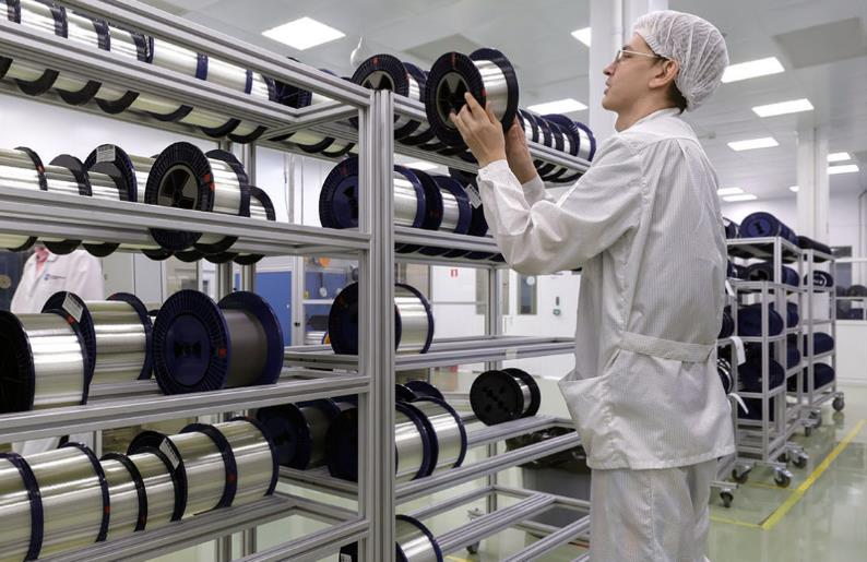 Фото для новини:Єдиний у РФ завод оптоволокна зупинився майже на рік після удару дронів