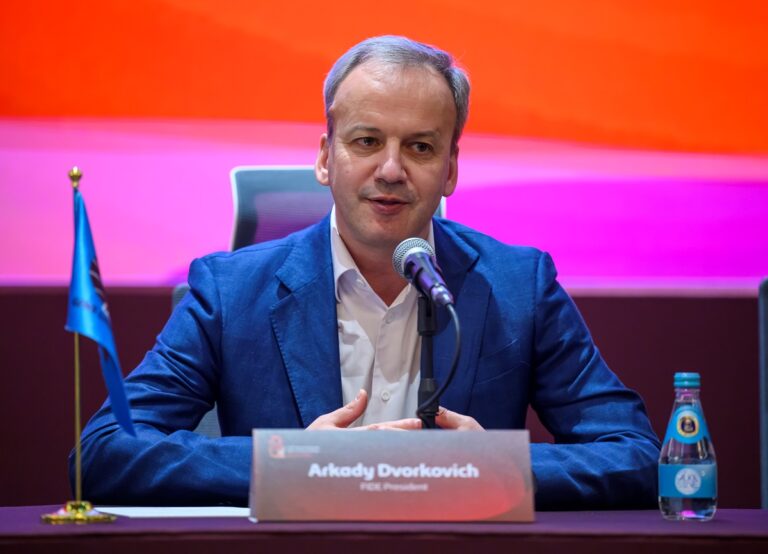 Фото для новини:ЄС готує санкції проти президента ФІДЕ Дворковича