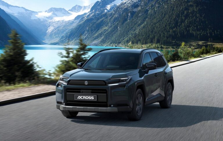 Фото для новини:Європейський Suzuki Across виявився копією Toyota RAV4