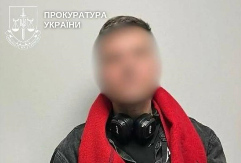 Фото для новини:Задушив бабусю і намагався вбити матір: киянина визнали неосудним